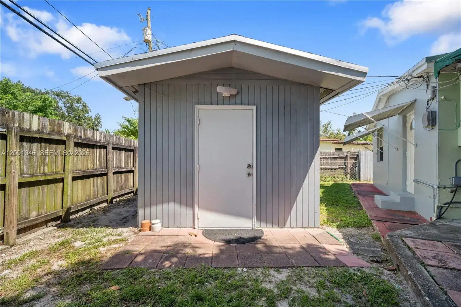 1741 NE 178th St # B, North Miami Beach FL 33162