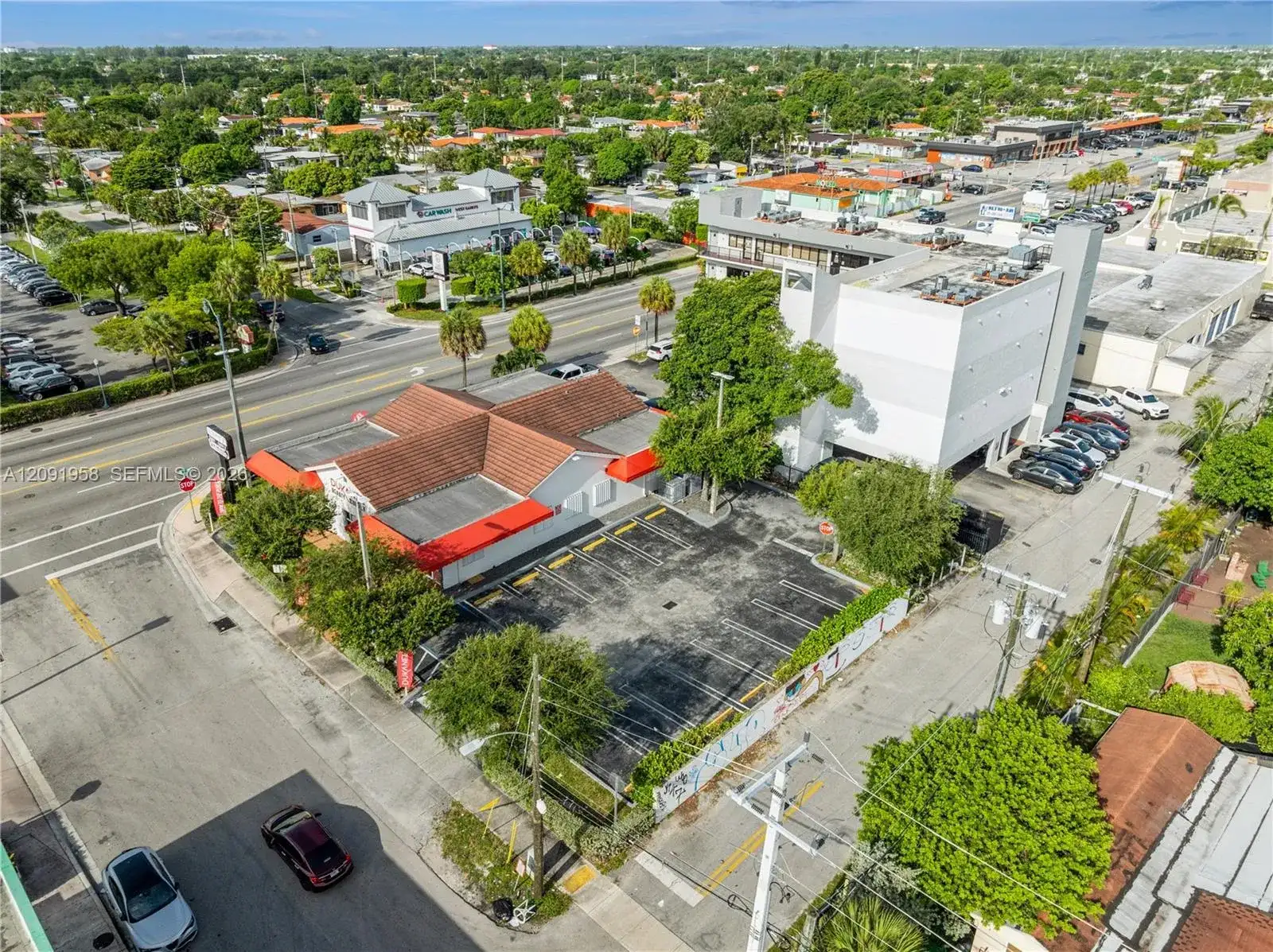 7101 SW 8th St, Miami FL 33144 photo 2