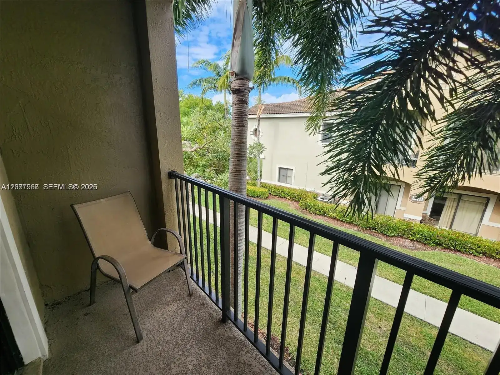 22811 SW 88th Pl # 22, Cutler Bay FL 33190 photo 4