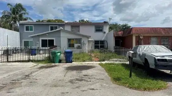 20686 NW 38th Ave, Miami Gardens FL 33055 photo 2