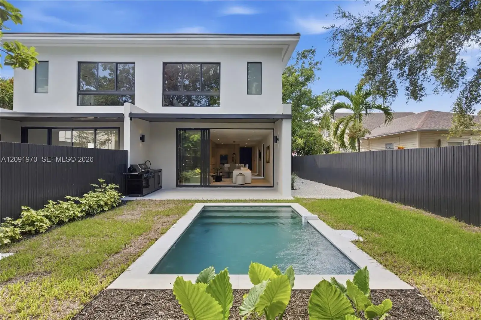 1017 SW 13th Ct, Miami FL 33135 photo 3