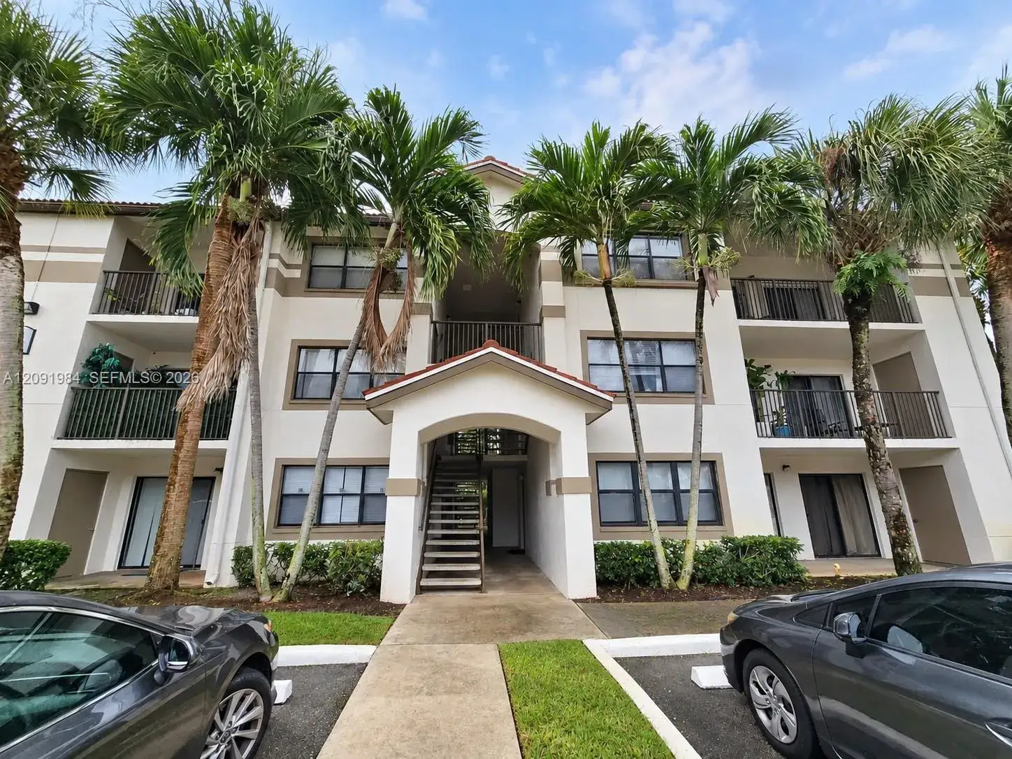 620 S Park Rd # 2, Hollywood FL 33021