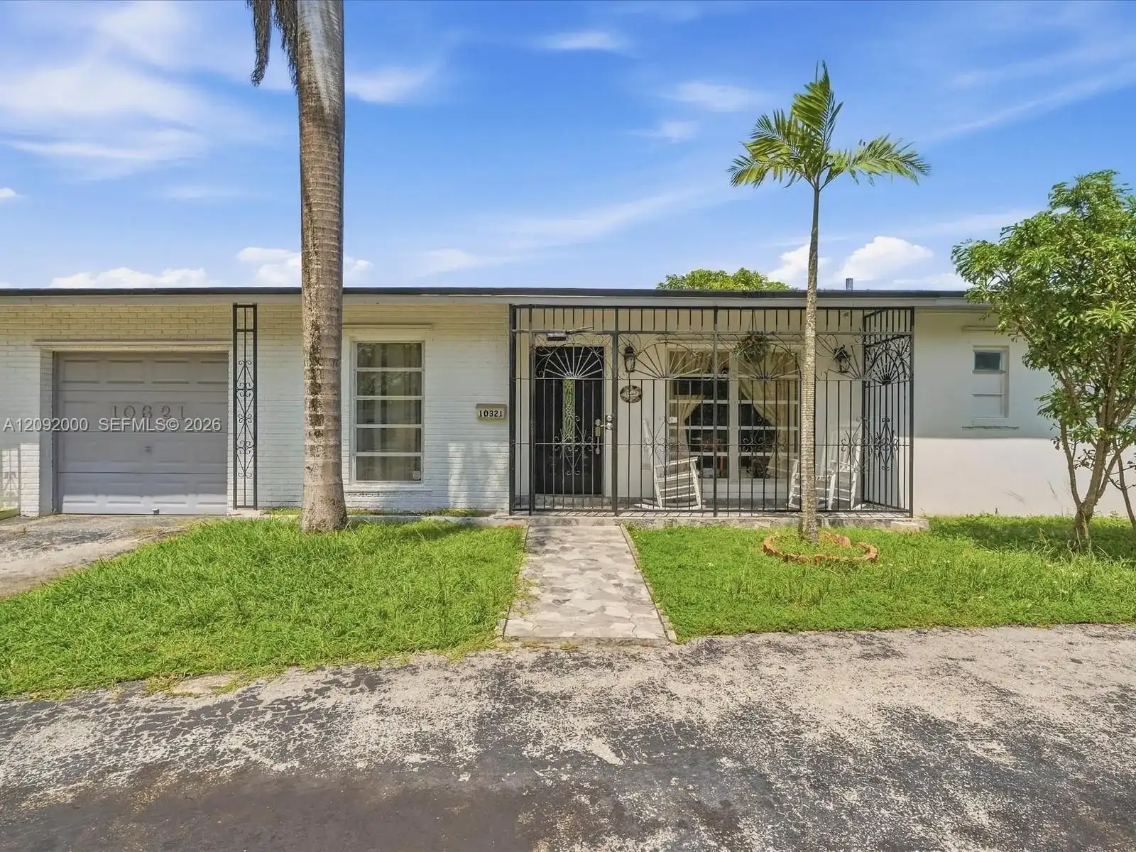 10321 Fairway Heights Blvd, Miami FL 33157
