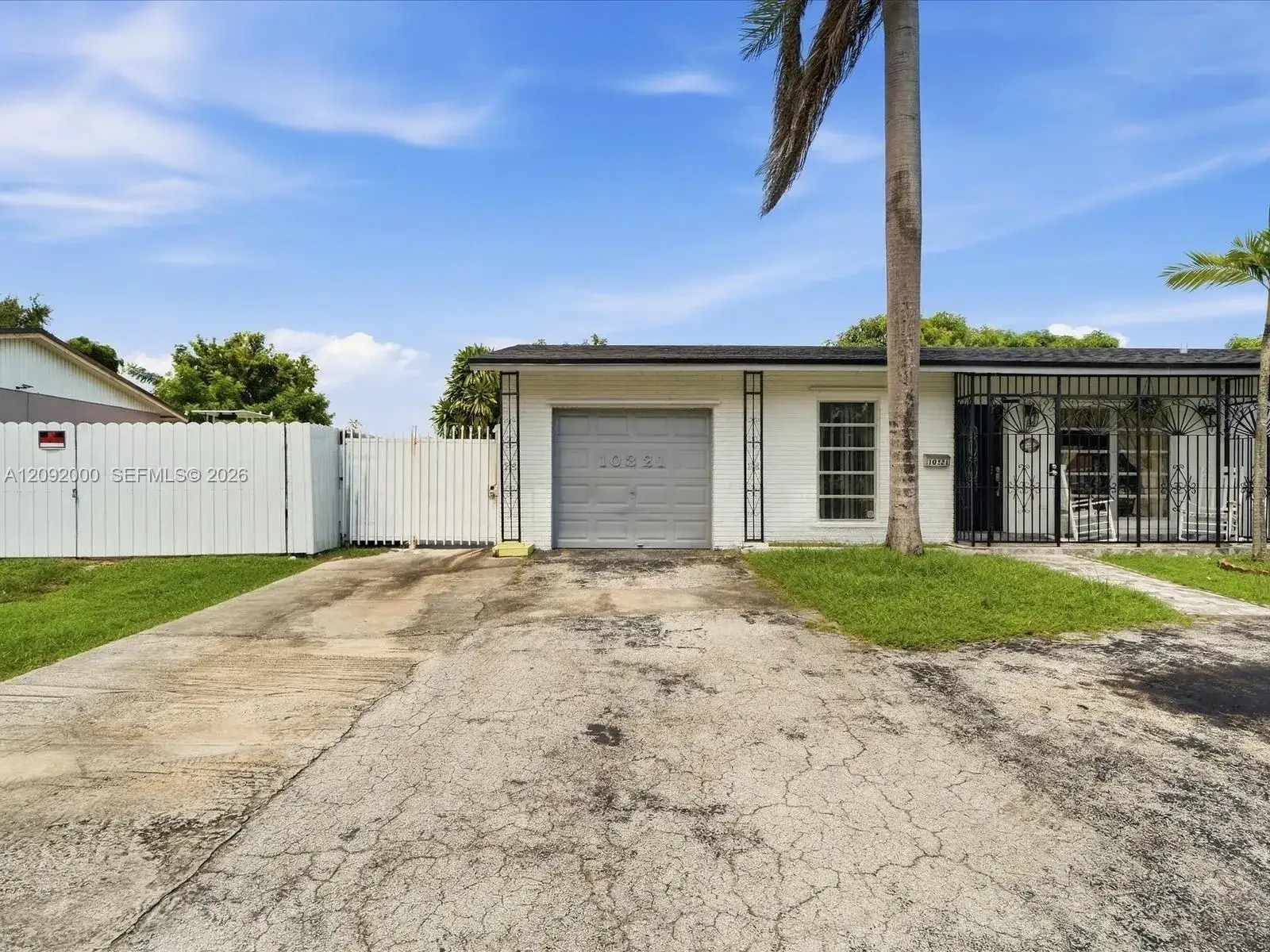 10321 Fairway Heights Blvd, Miami FL 33157 photo 3