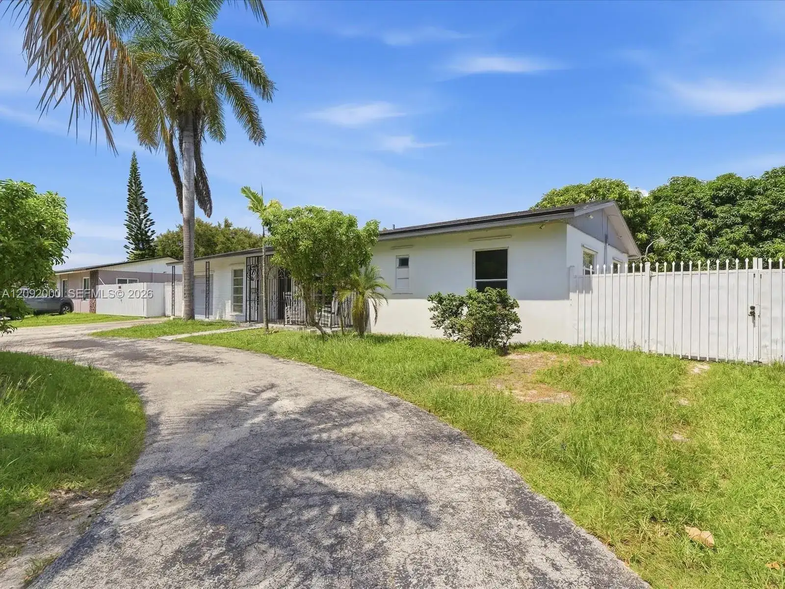 10321 Fairway Heights Blvd, Miami FL 33157 photo 4