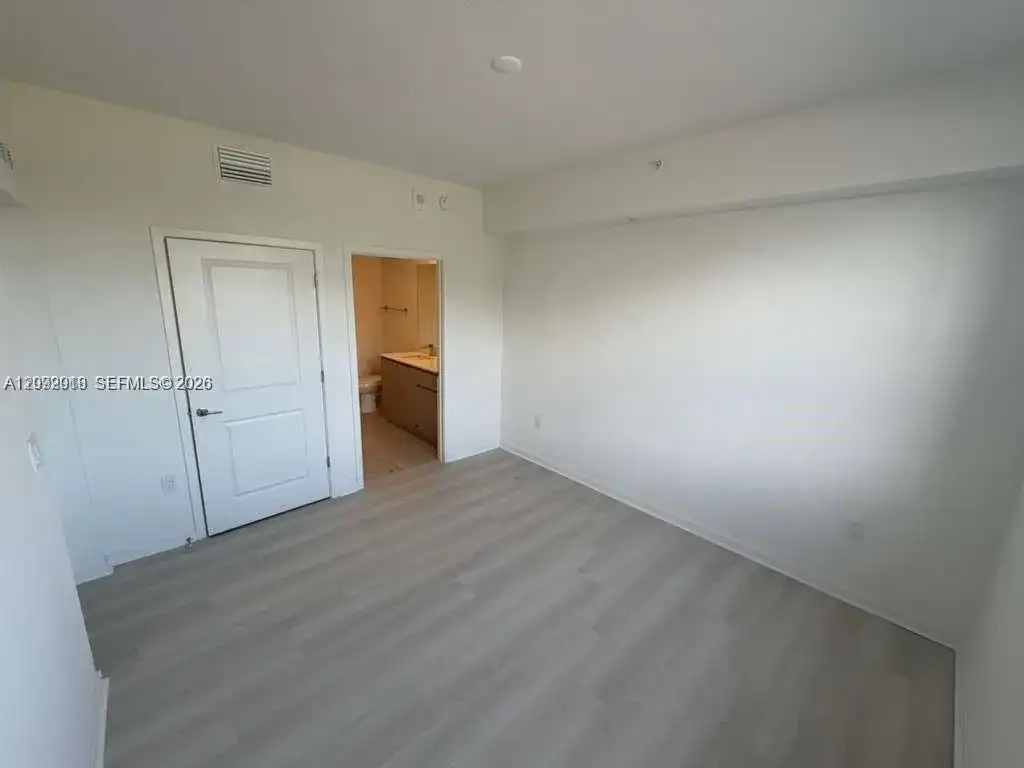 5563 MILLENIA PARK BLVD # 206, Orlando FL 32839 photo 2