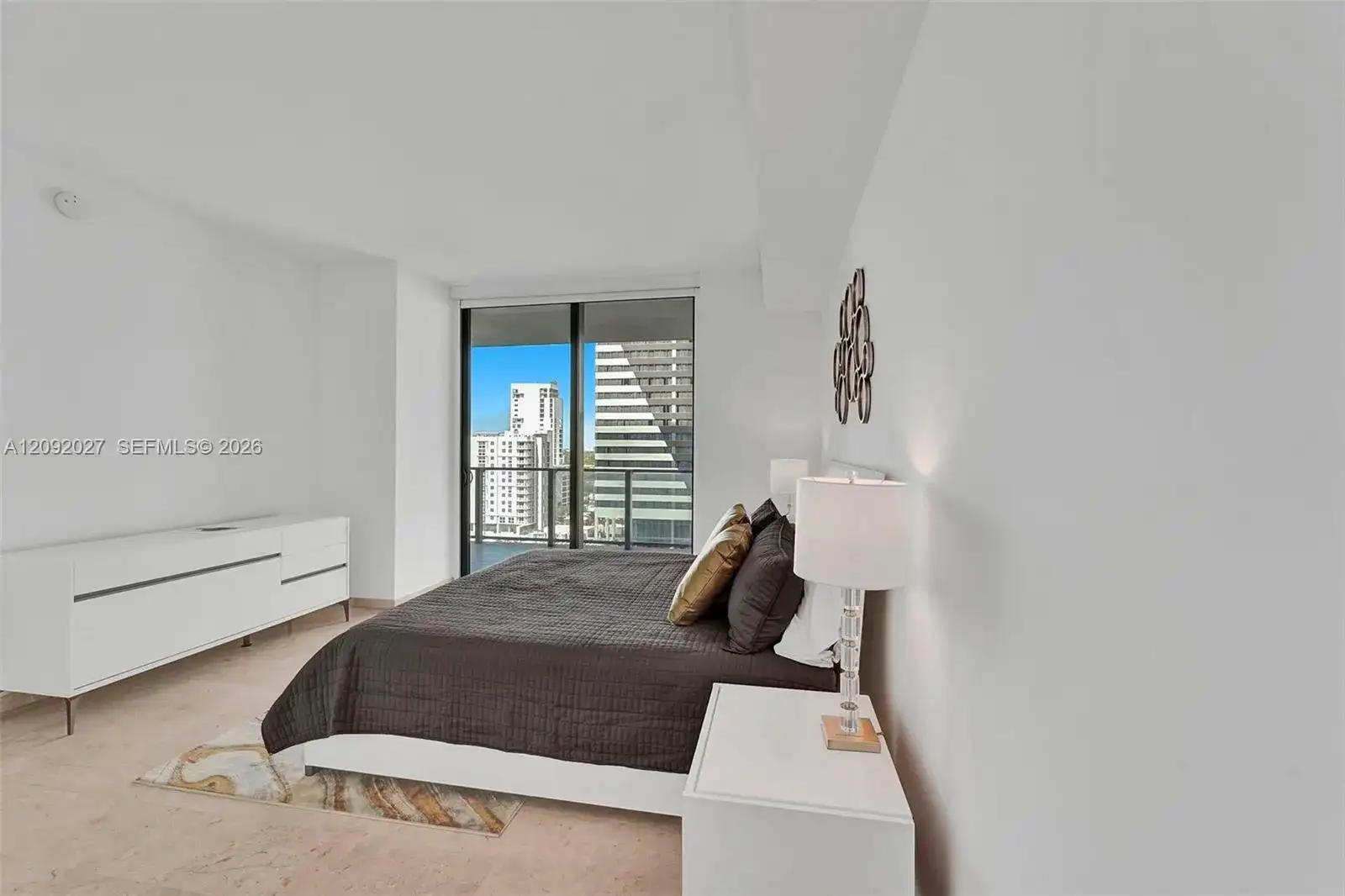 88 SW 7th St # 910, Miami FL 33130 photo 3