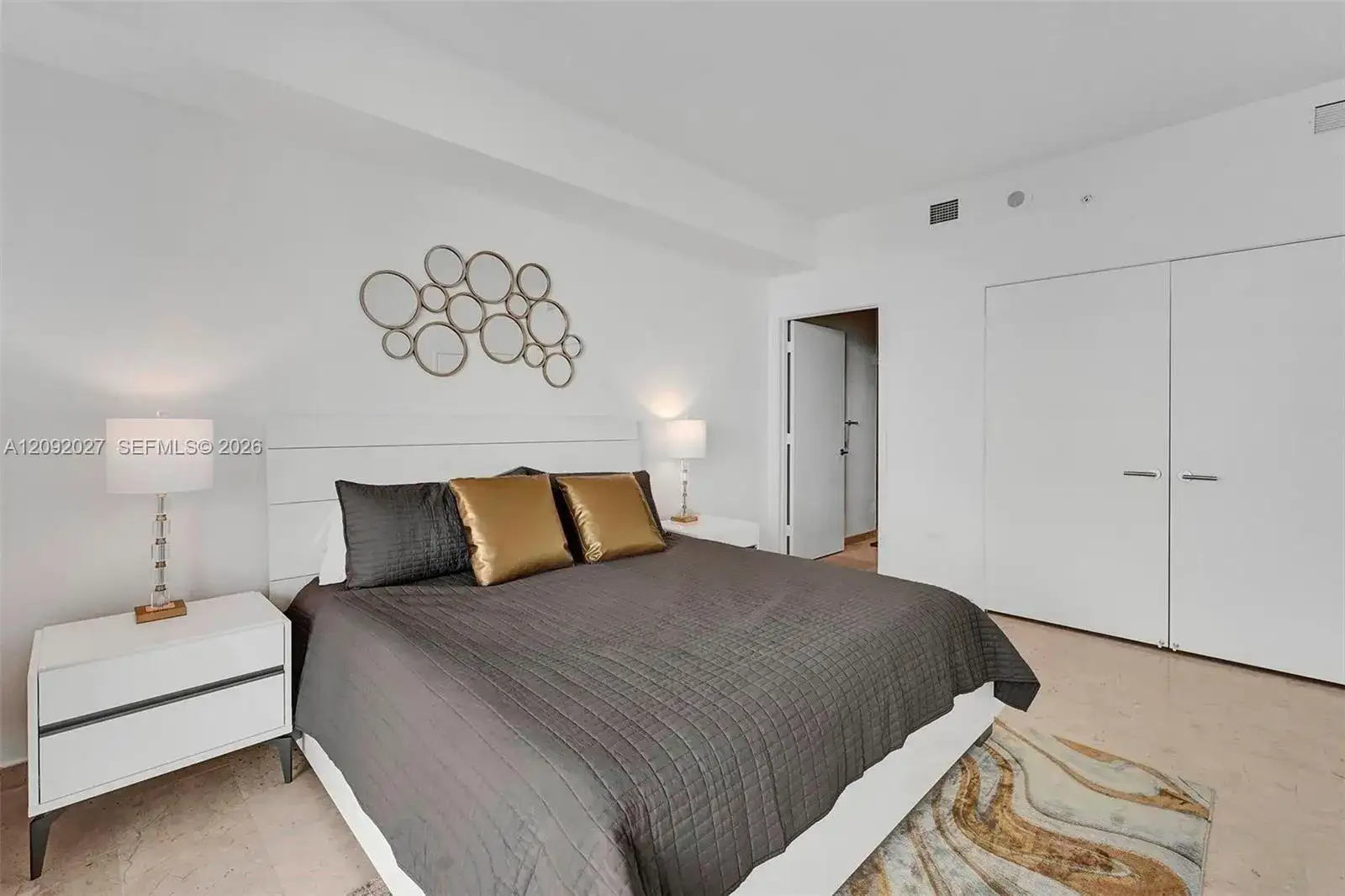 88 SW 7th St # 910, Miami FL 33130 photo 4