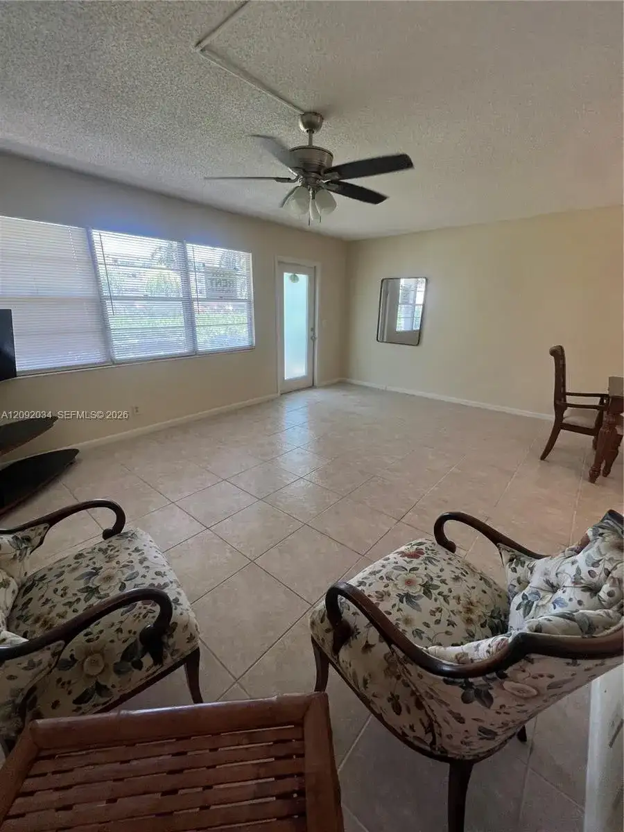 1087 Cornwall E # 1087, Boca Raton FL 33434 photo 4