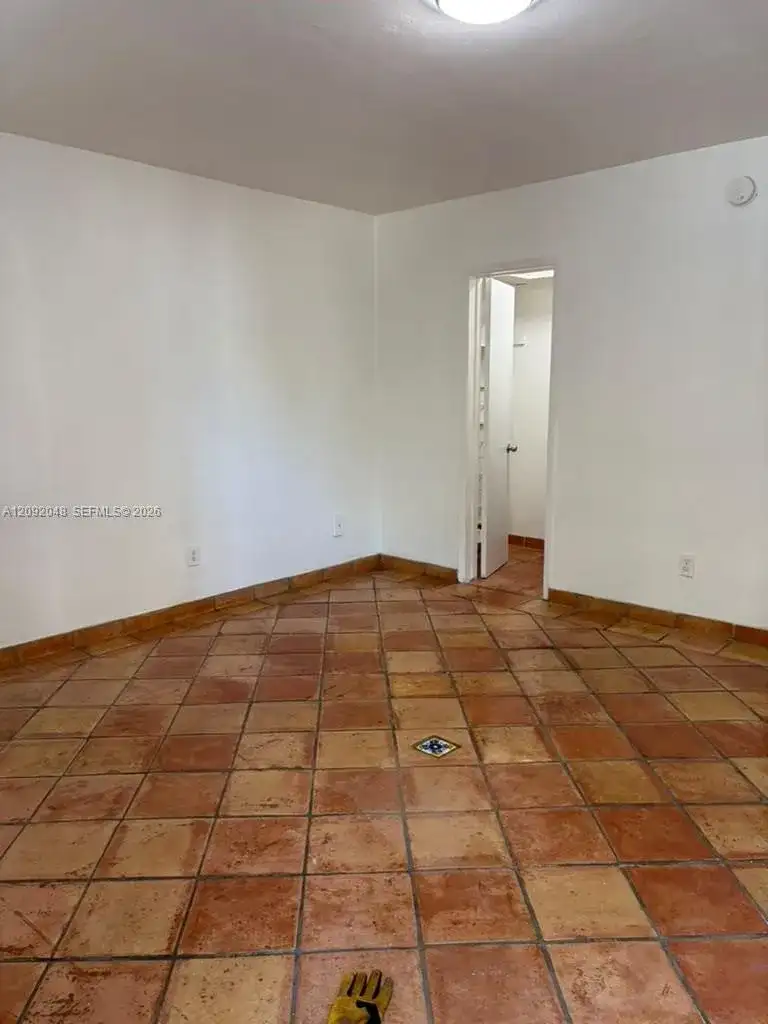 645 NE 77th St # 8, Miami FL 33138 photo 4