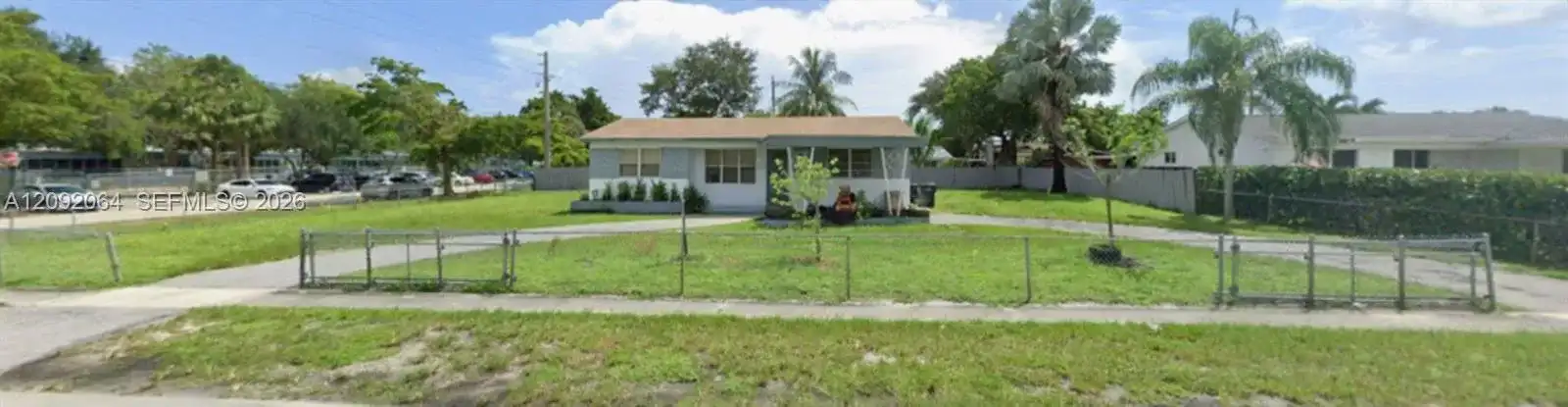 831 N 72nd Way, Hollywood FL 33024