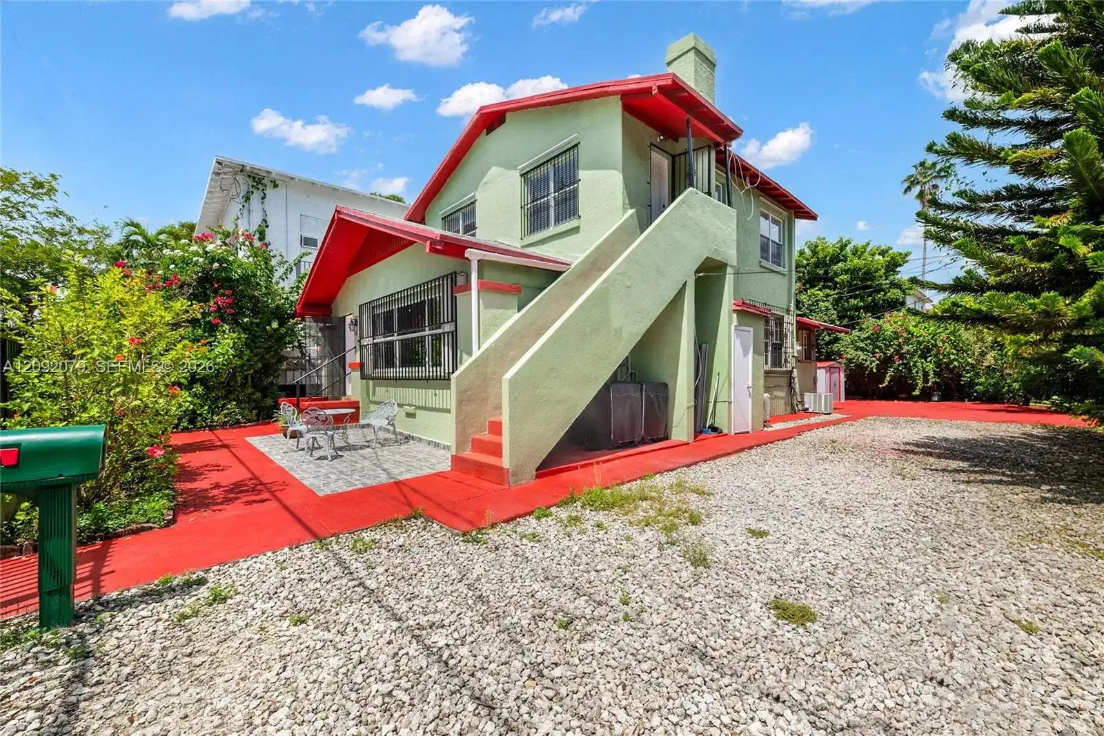 569 SW 5th St, Miami FL 33130