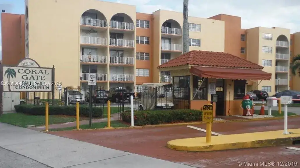 6970 NW 186th St # 511, Hialeah FL 33015 photo 2