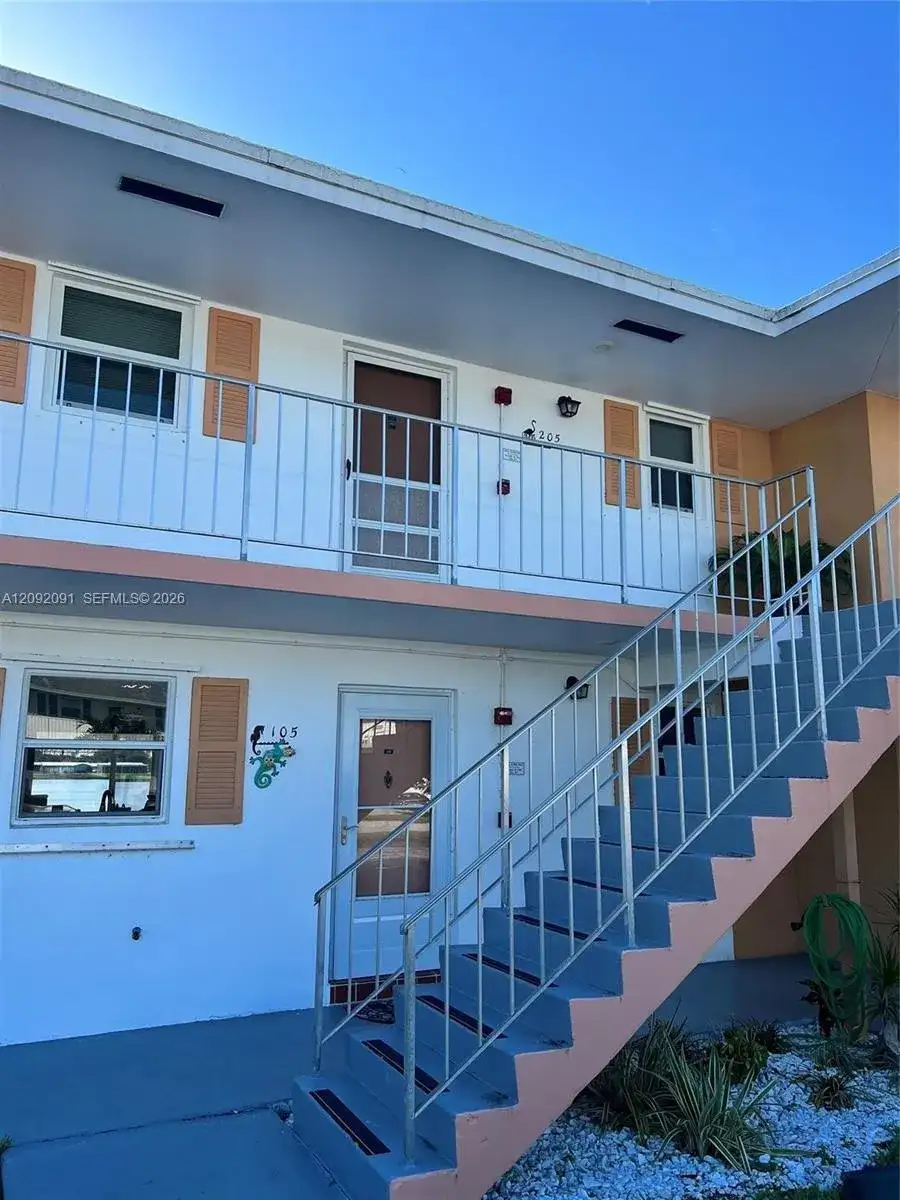 1116 Lake Ter # 205, Boynton Beach FL 33426 photo 2