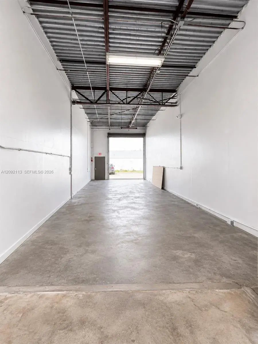 1901 NW 32nd St # 6, Pompano Beach FL 33064