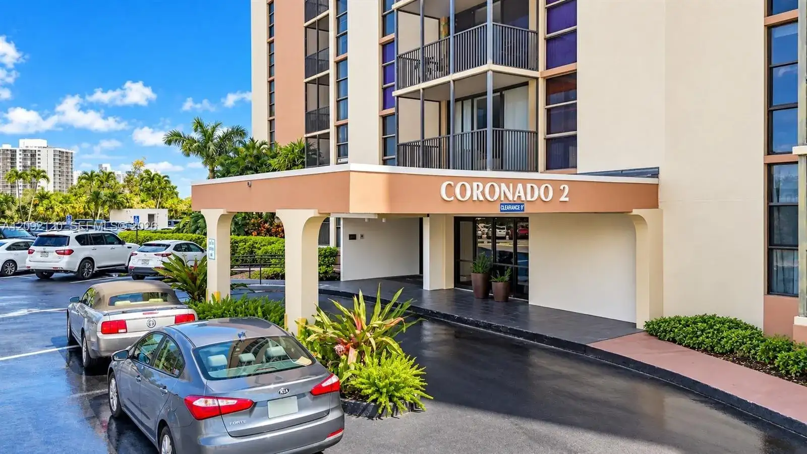20301 W Country Club Dr. # 2428, Aventura FL 33180 photo 4