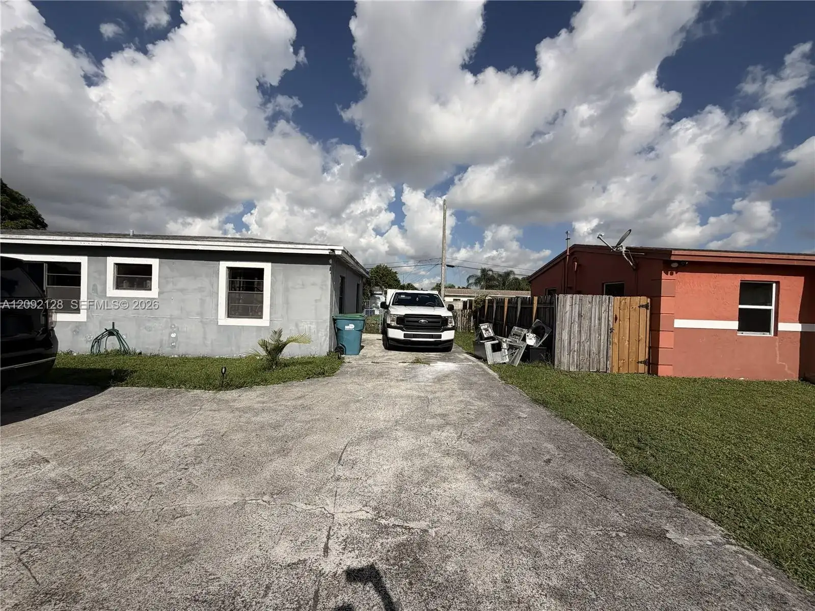 16140 NW 28th Ct, Miami Gardens FL 33054 photo 4
