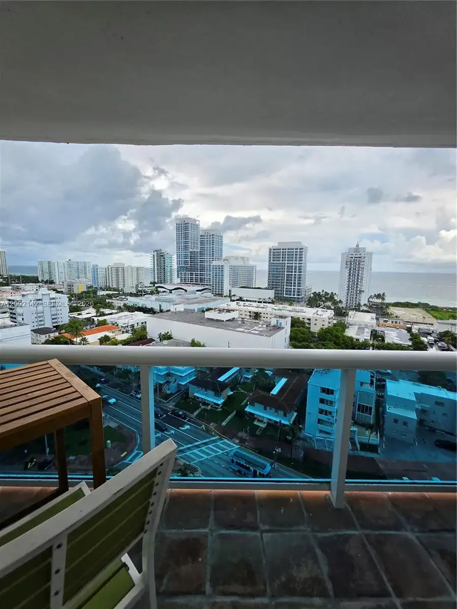 6770 Indian Creek Dr, Miami Beach FL 33141 photo 2