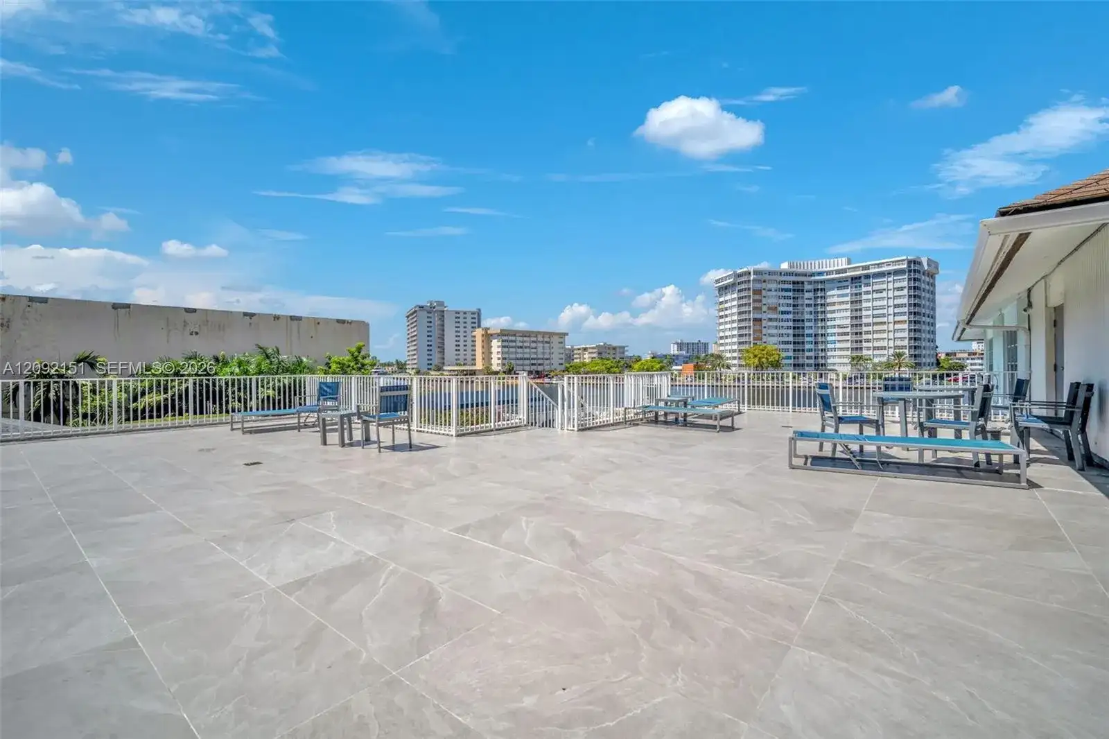 1849 S Ocean Dr, Hallandale Beach FL 33009 photo 5