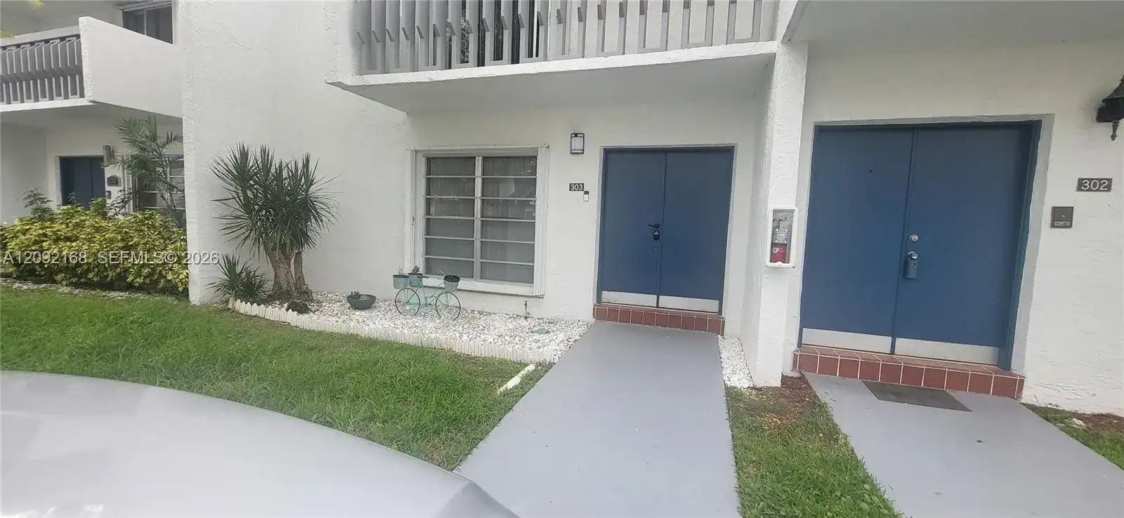 9430 SW 170th St # 303, Palmetto Bay FL 33157