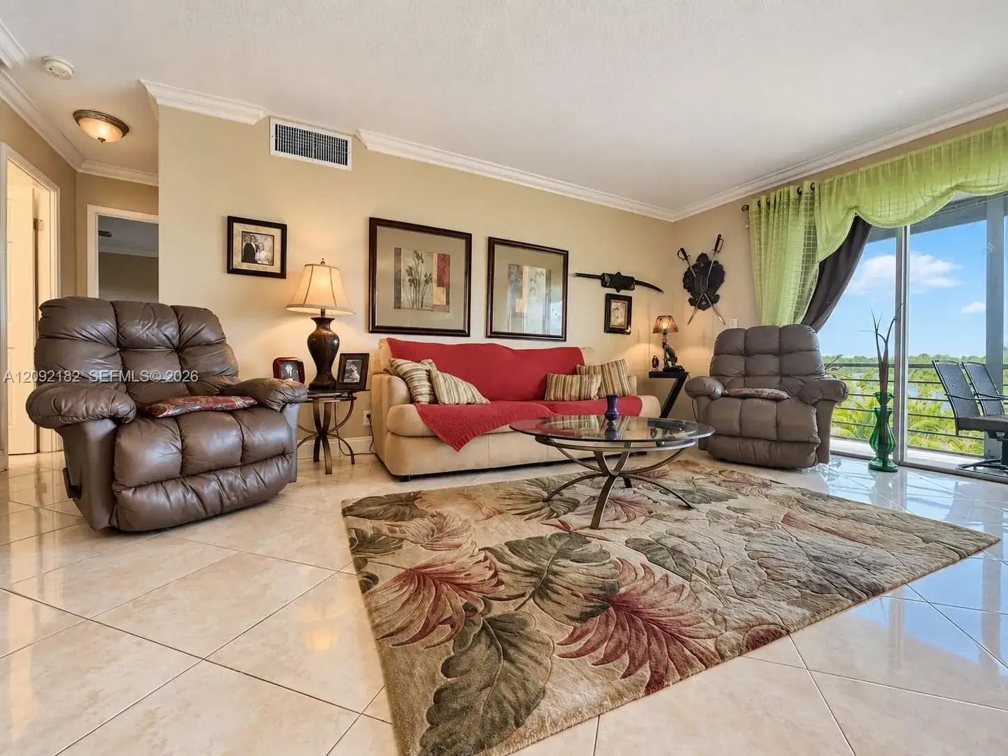 1000 NE 14th Ave # 703, Hallandale Beach FL 33009 photo 2