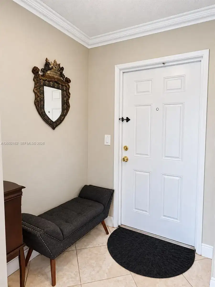1000 NE 14th Ave # 703, Hallandale Beach FL 33009 photo 3