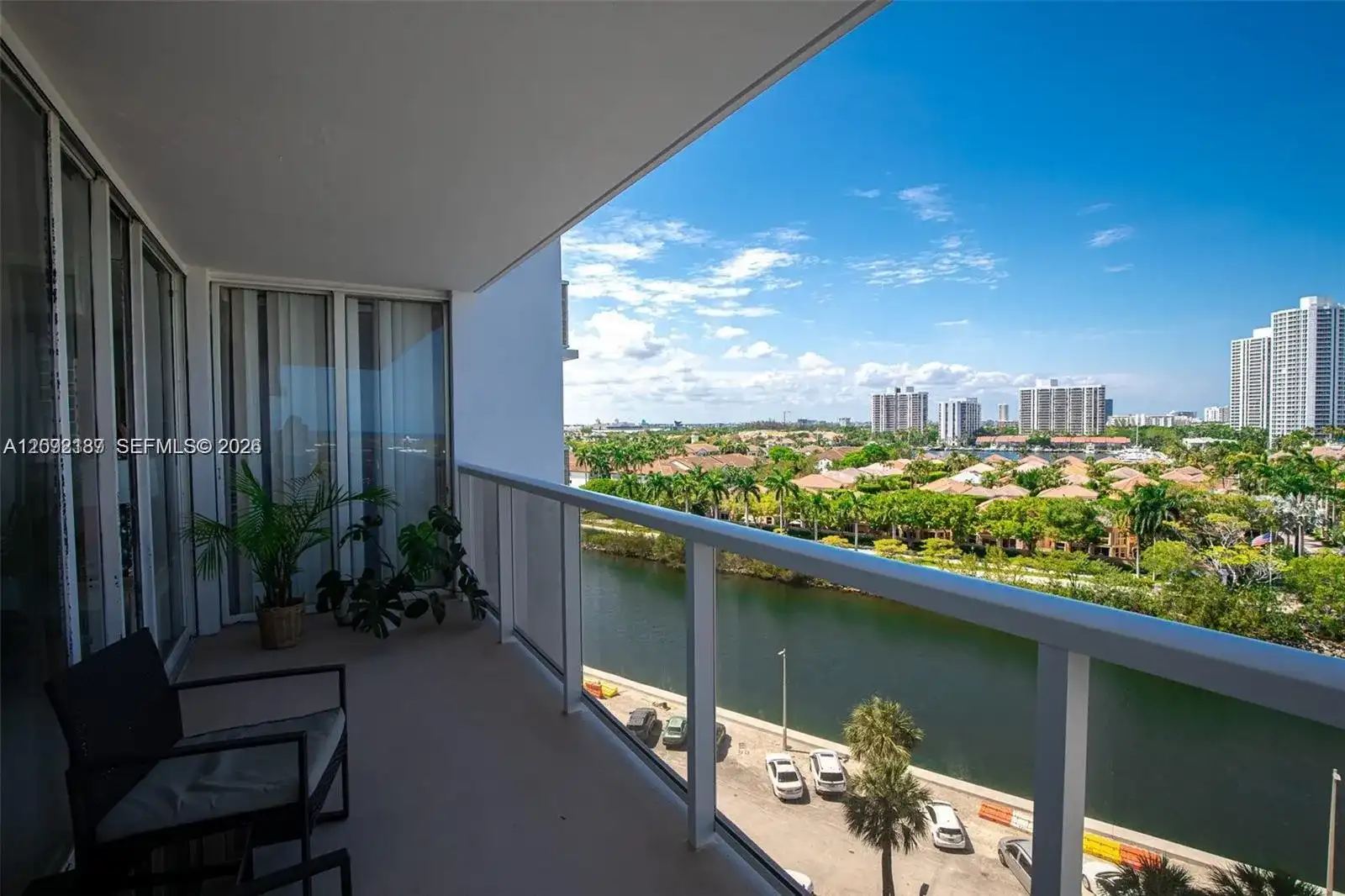 3701 N Country Club Dr # 902, Aventura FL 33180