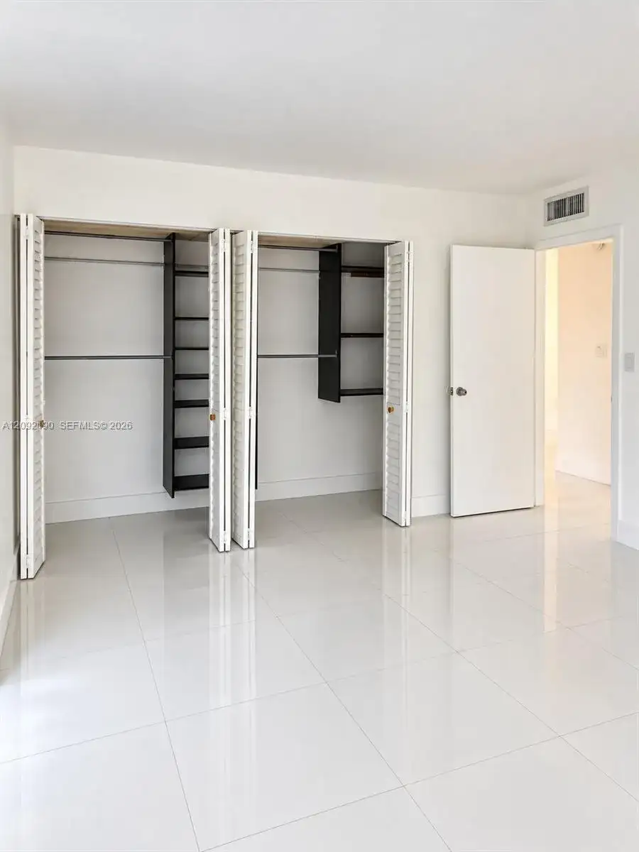 2350 NE 135th St # 203, North Miami FL 33181 photo 3