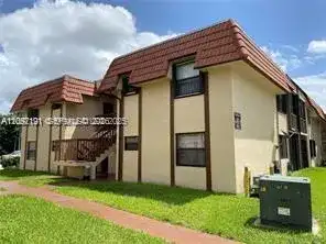 2715 W 66th St # 21, Hialeah FL 33016 photo 3