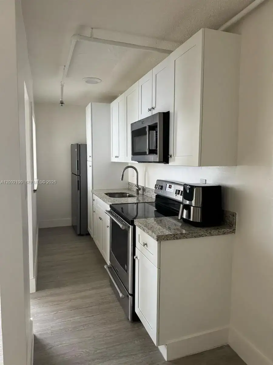 1255 Collins Ave # 406, Miami Beach FL 33139 photo 2