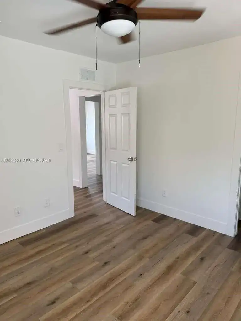 41 NW 34th Ave # 1, Miami FL 33125 photo 2