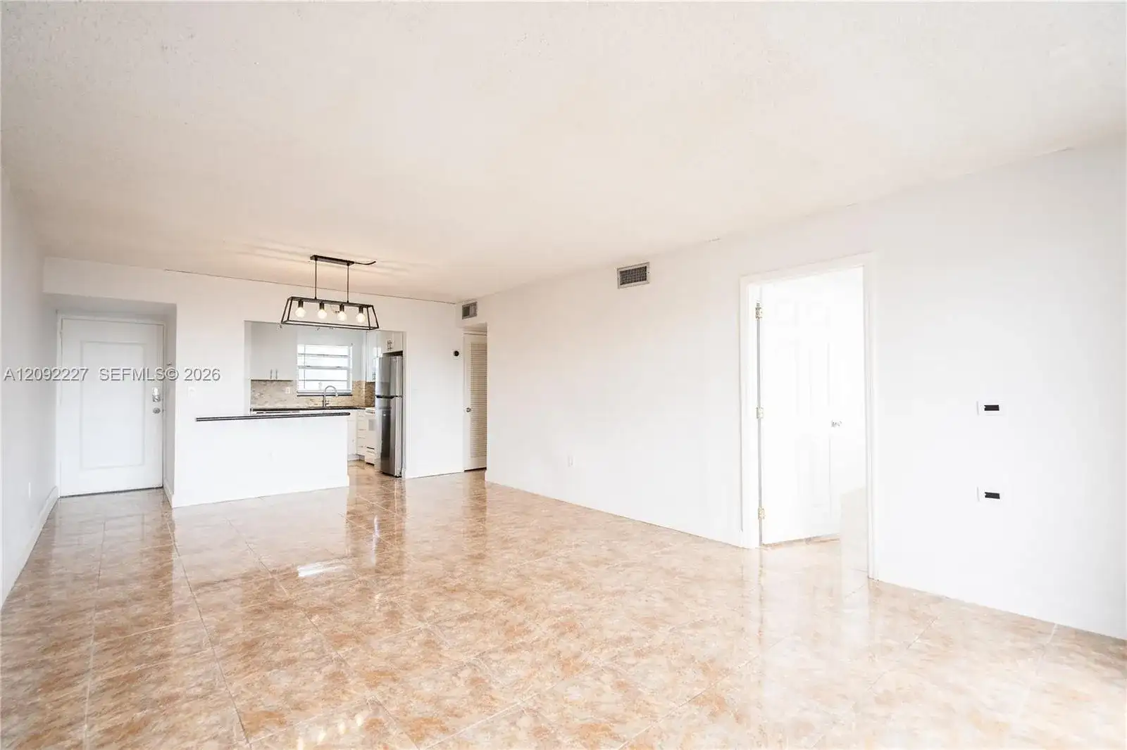 7850 Byron Ave # 207, Miami Beach FL 33141 photo 2