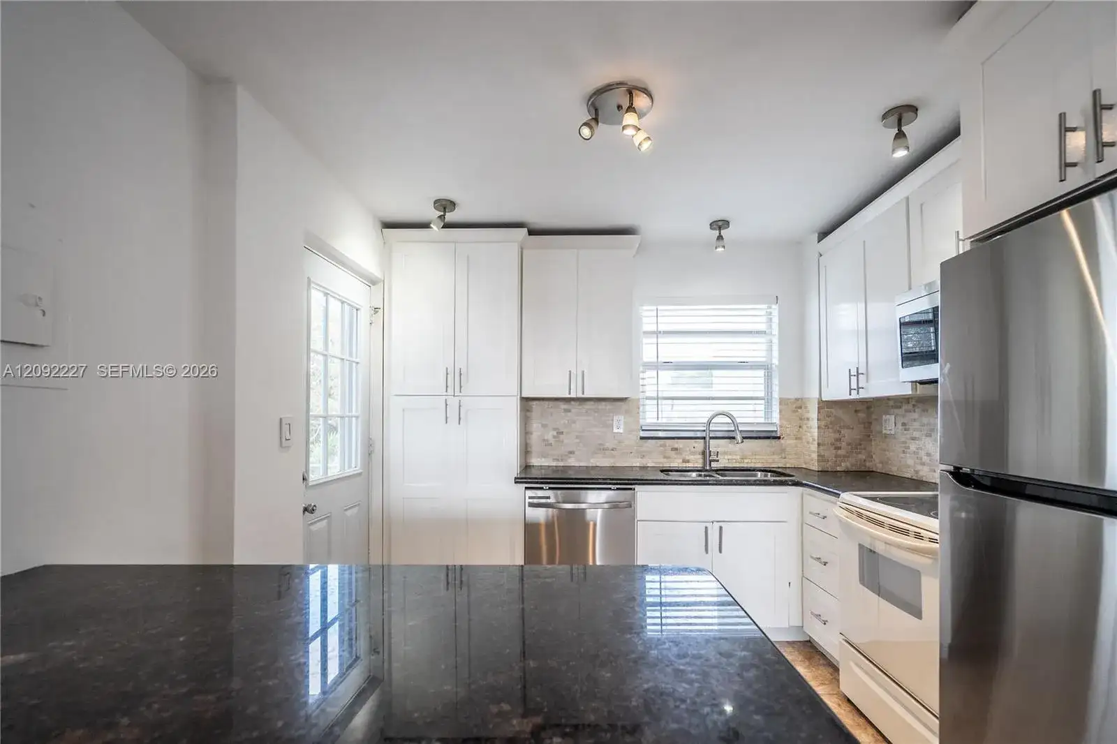 7850 Byron Ave # 207, Miami Beach FL 33141 photo 5