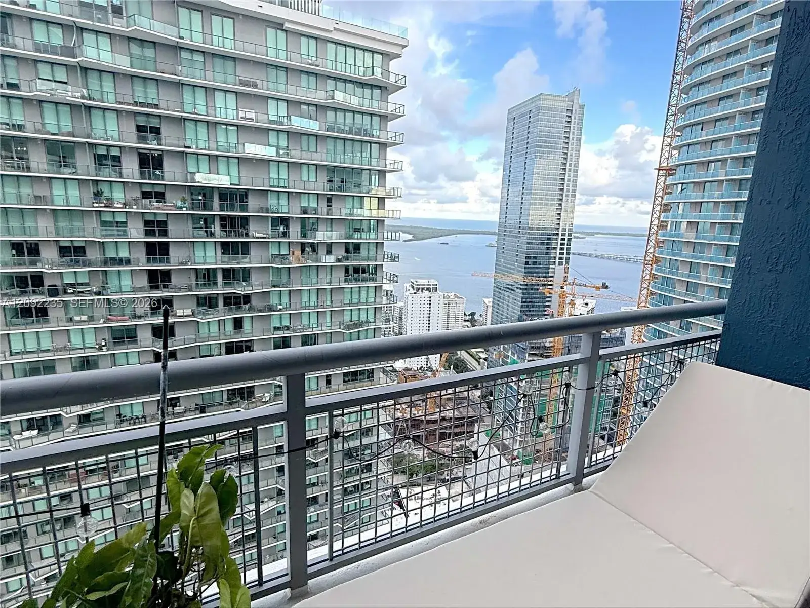60 SW 13th St # 4608, Miami FL 33130
