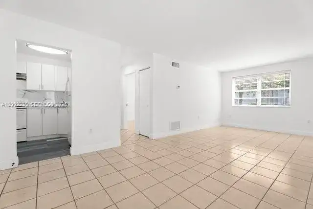 17255 SW 95th Ave # D153, Palmetto Bay FL 33157 photo 2