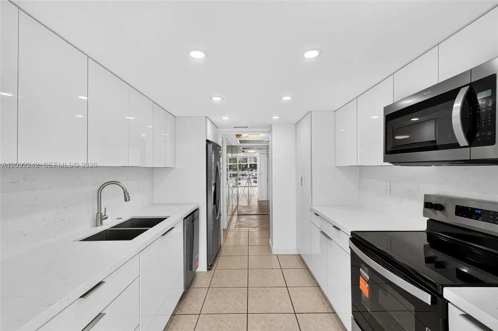 2000 Atlantic Shores Blvd # 120, Hallandale Beach FL 33009