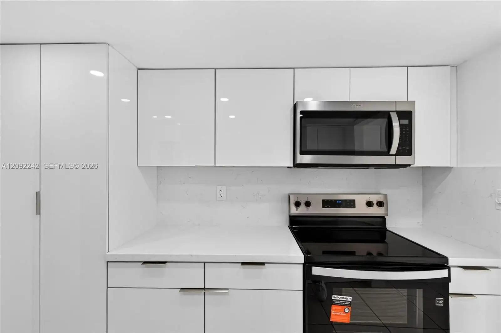 2000 Atlantic Shores Blvd # 120, Hallandale Beach FL 33009 photo 2