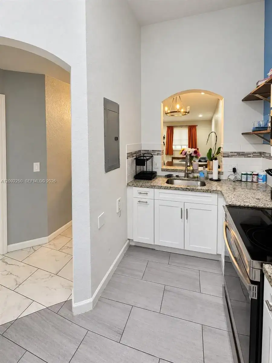 7760 NW 22nd St # 205, Pembroke Pines FL 33024 photo 2