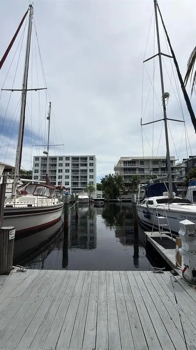308 Hendricks Isle, Fort Lauderdale FL 33301 photo 2