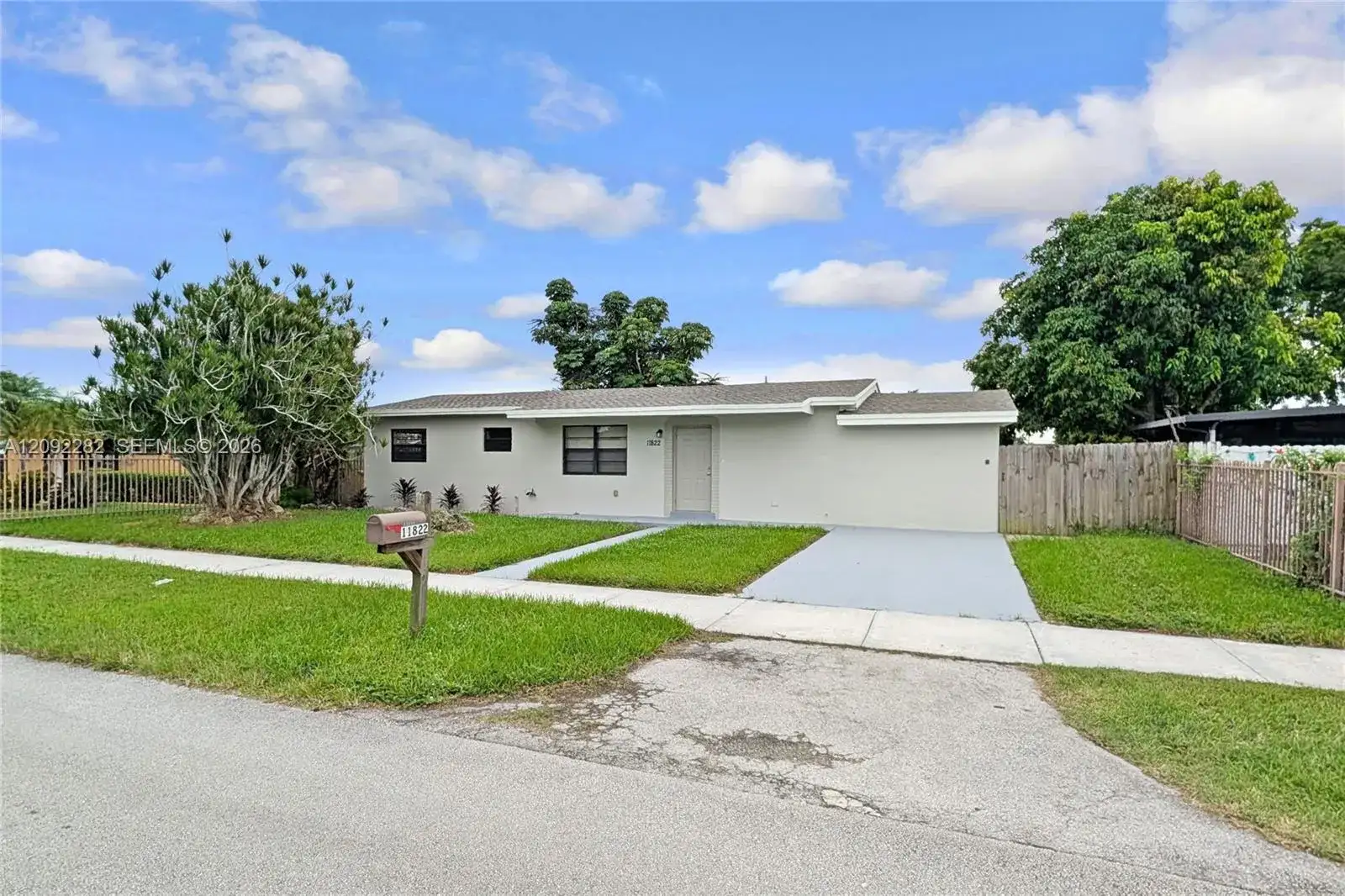 11822 SW 169th St, Miami FL 33177 photo 2