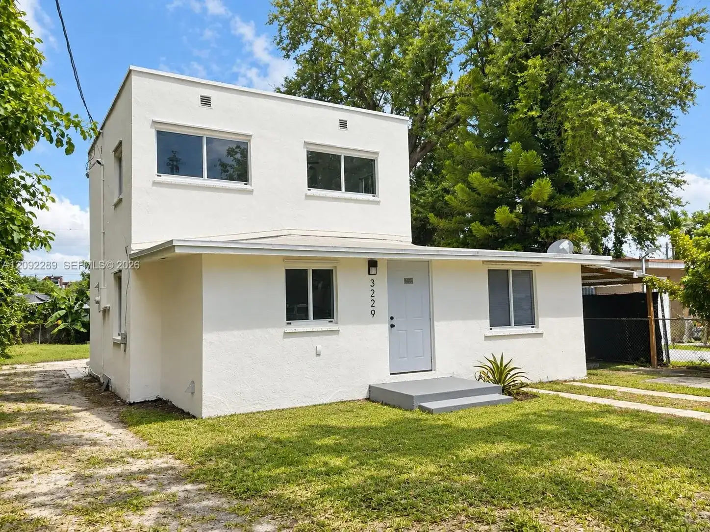 3229 NW 34th St, Miami FL 33142 photo 4