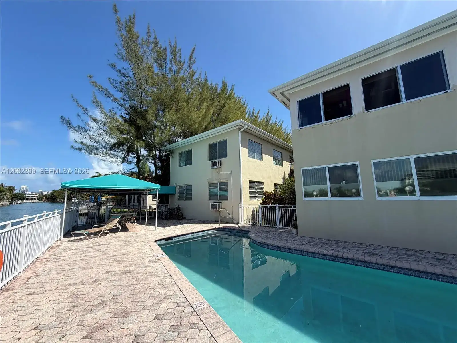 4740 Pine Tree Dr # 23, Miami Beach FL 33140 photo 3