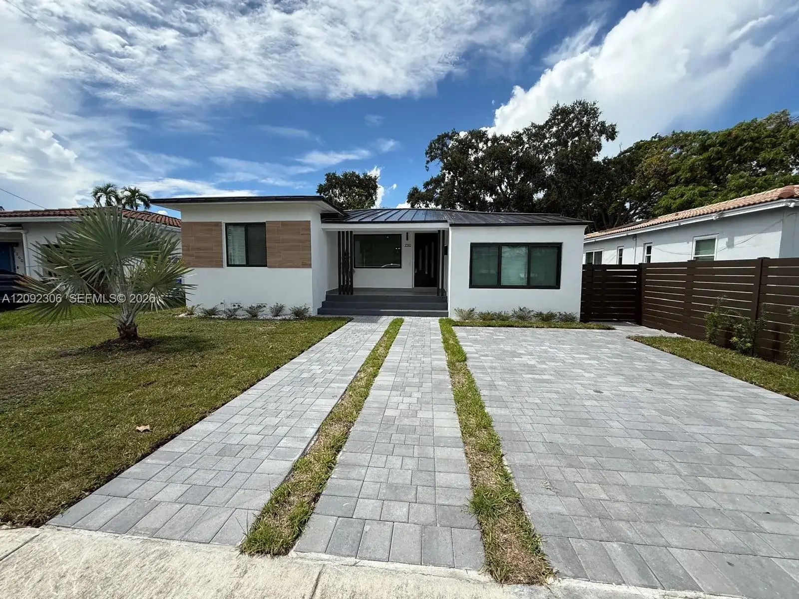 2350 SW 22nd Ave, Miami FL 33145 photo 2