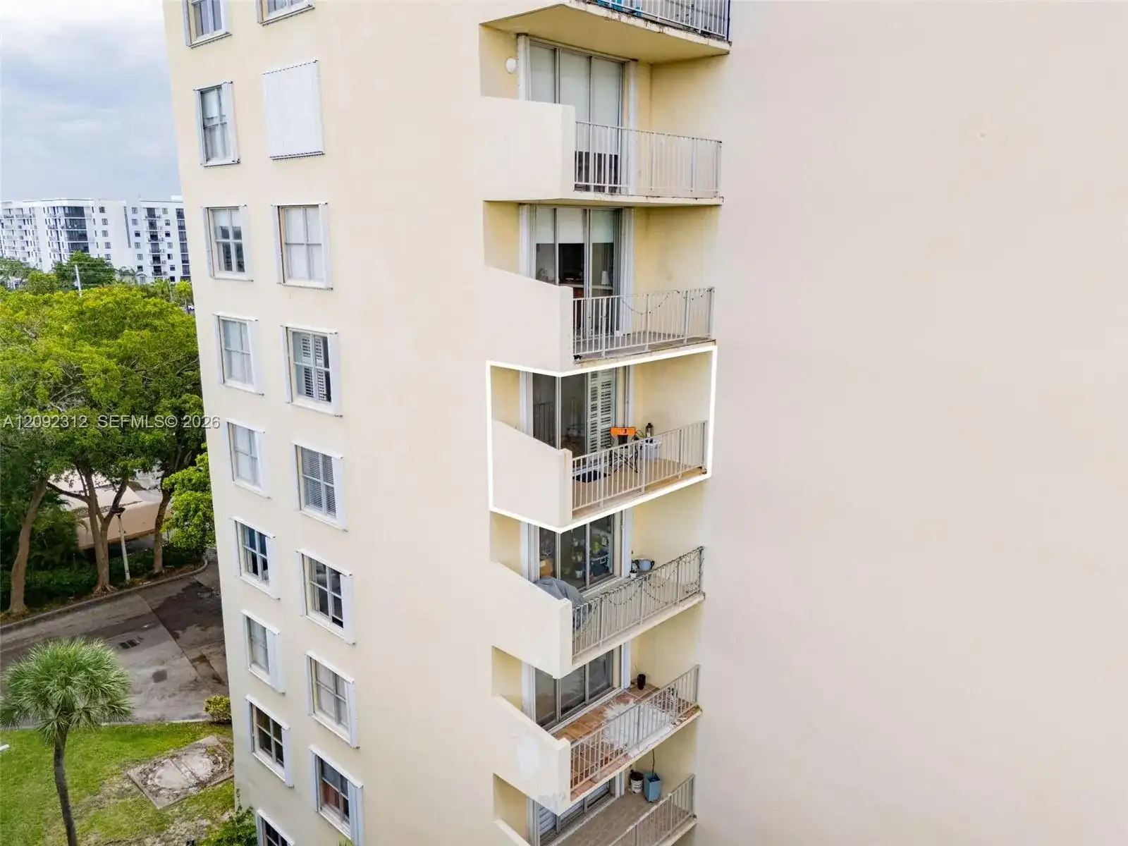 11111 Biscayne Blvd # 6B, Miami FL 33181 photo 3