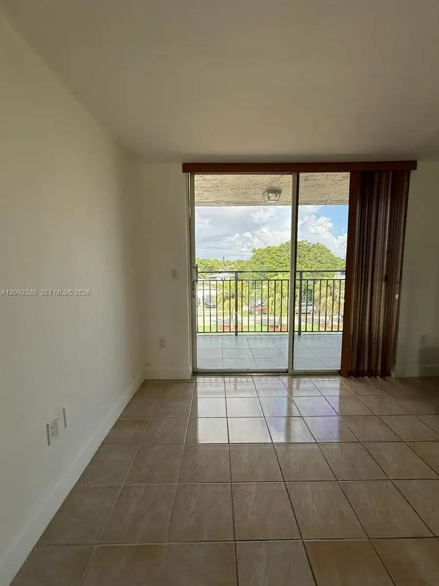 14180 SW 84th St # G, Miami FL 33183 photo 3
