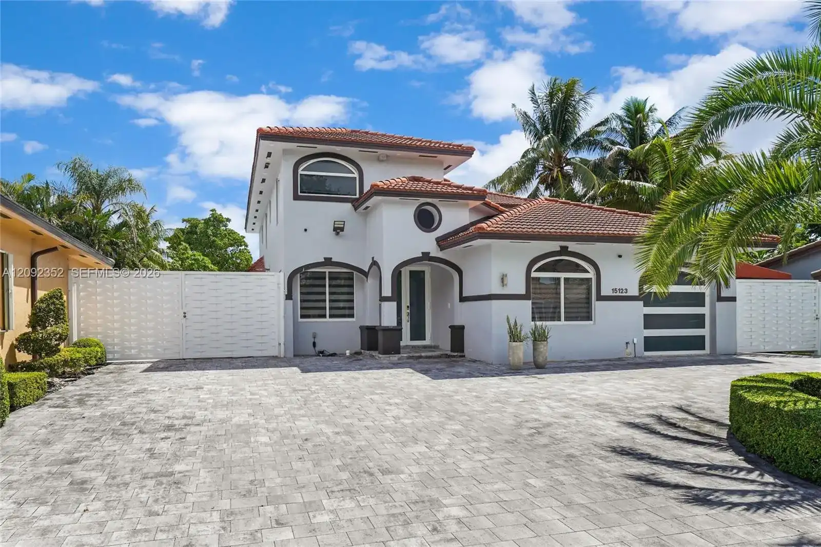 15123 NW 87th Pl, Miami Lakes FL 33018