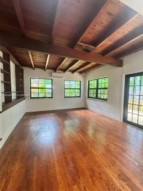 1628 NW 8th St # 1628, Miami FL 33125 photo 5
