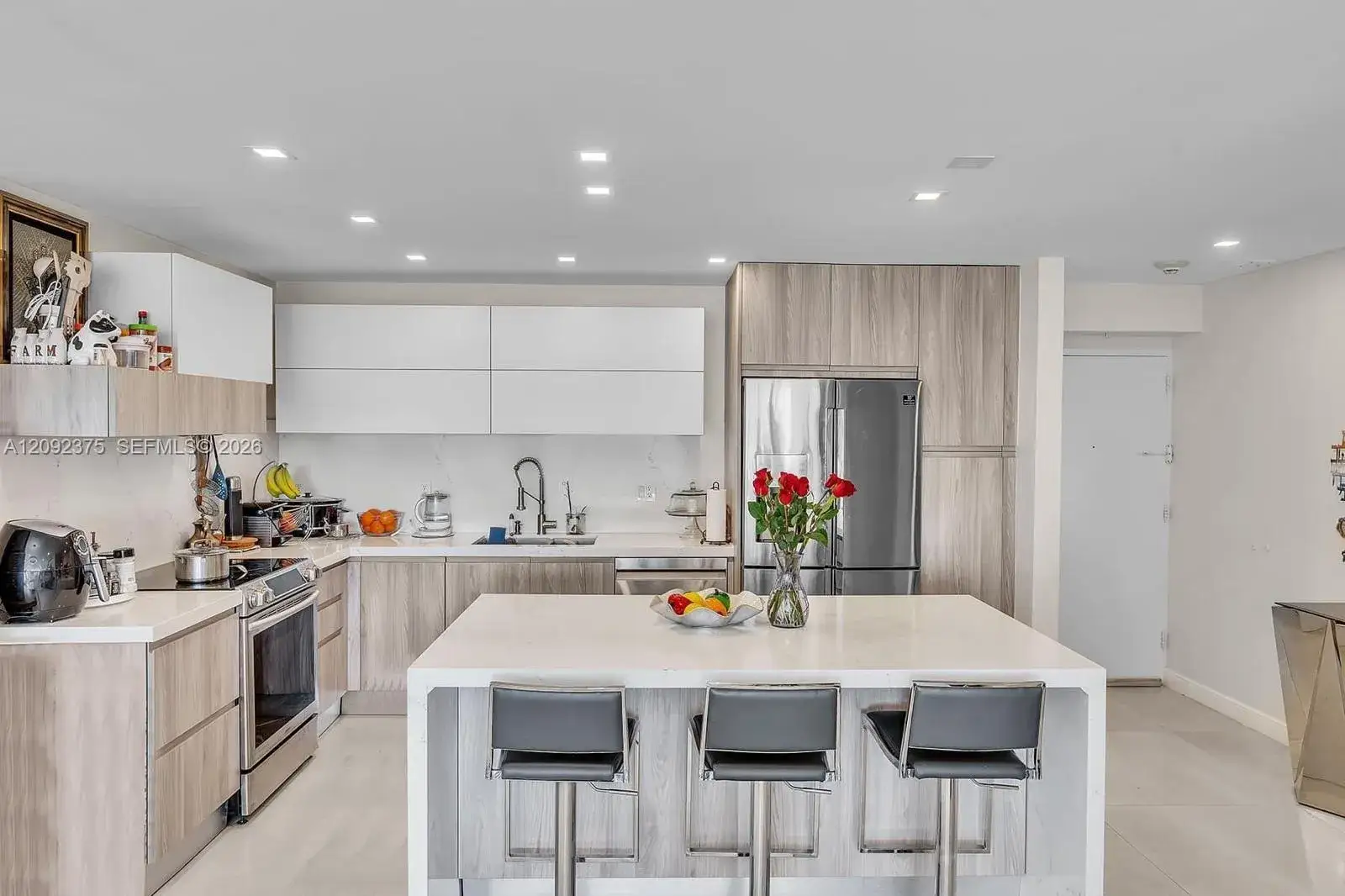 19390 Collins Ave # 421, Sunny Isles Beach FL 33160
