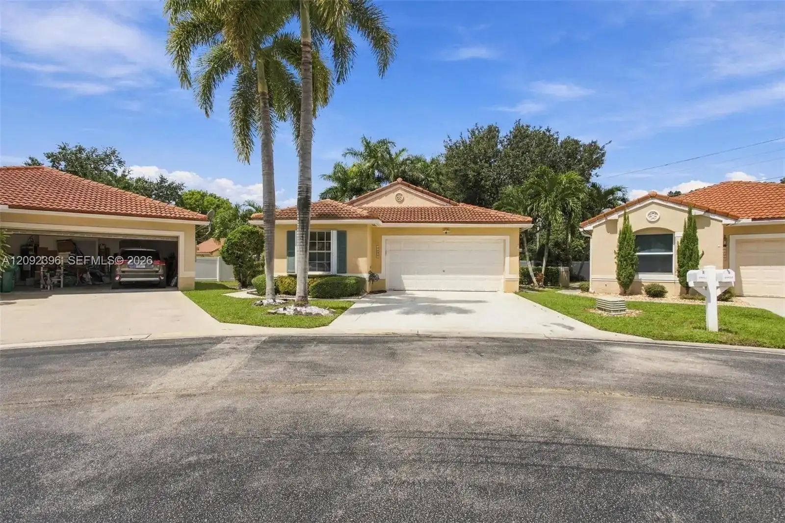 10937 NW 46th Dr, Coral Springs FL 33076