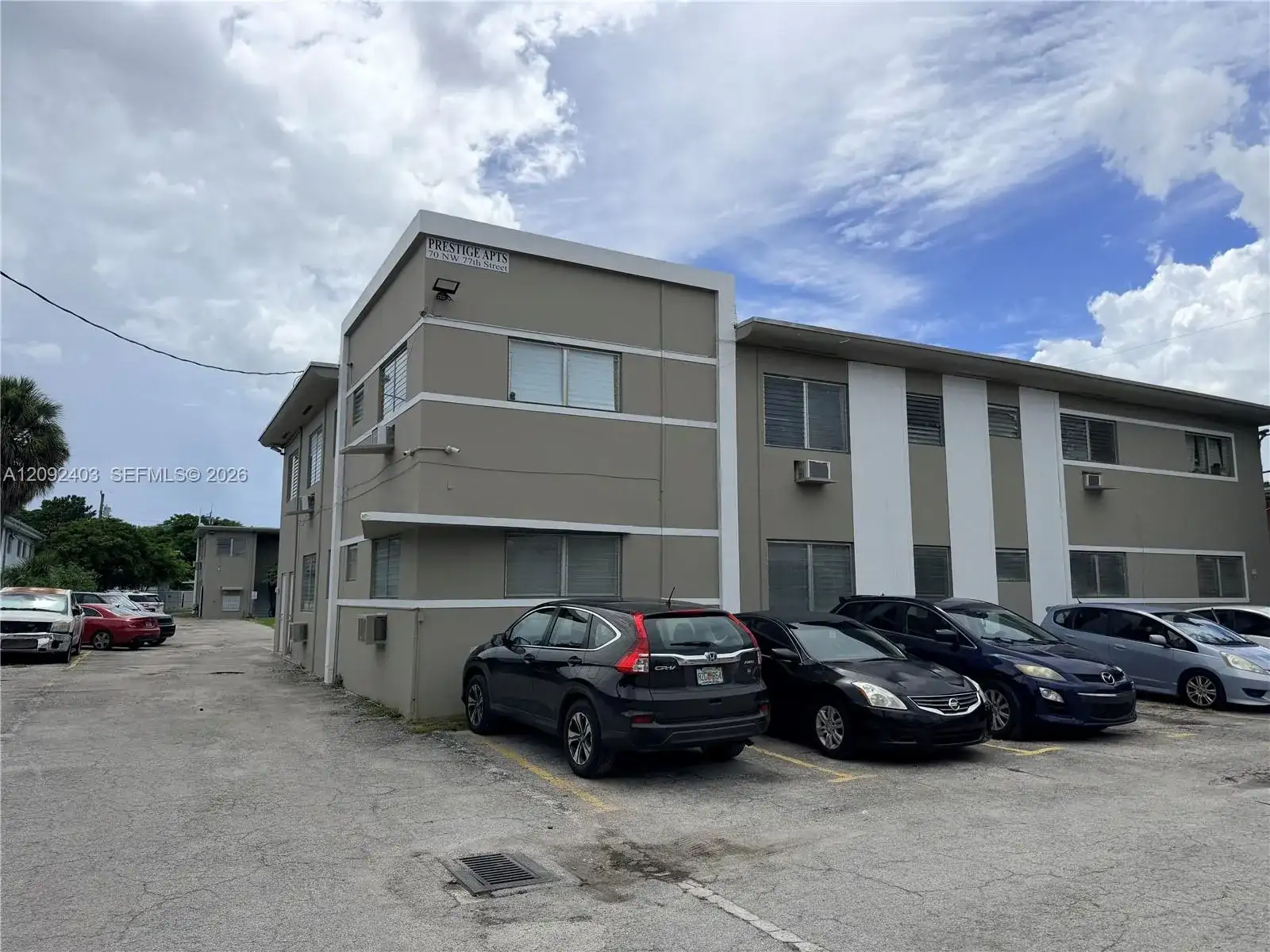 70 NW 77th St # 9, Miami FL 33150 photo 2